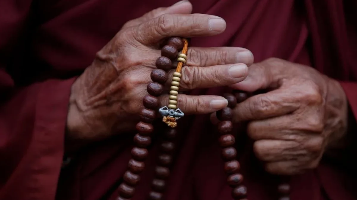 Bacaan Amalan Tasbih Maghrobi, Cara Mengamalkan dan Khasiat